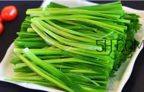 炒好的韭菜能隔夜吃嗎？吃韭菜胃酸燒心吃什么緩解？