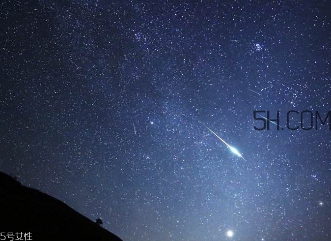 看到火流星預示著什么？火流星是怎么形成的
