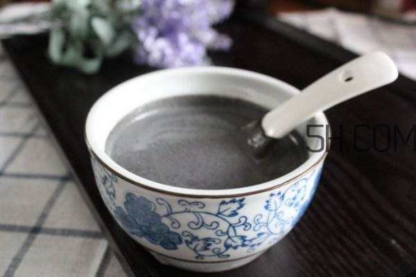 黑芝麻糊怎么做？黑芝麻糊的功效與作用