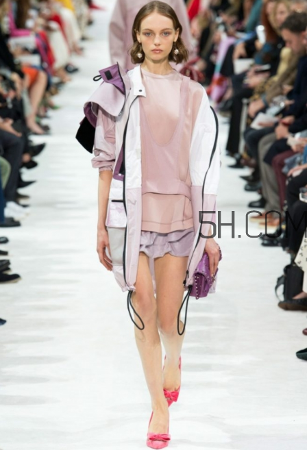 valentino2018春夏系列怎么樣_好看嗎？