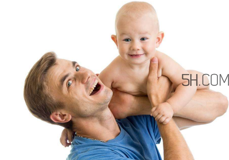 嬰兒夜哭怎么辦？嬰兒臉上起小紅點(diǎn)如何護(hù)理？