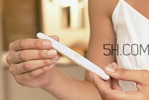 羊水早破的原因是什么？羊水早破能順產(chǎn)嗎？