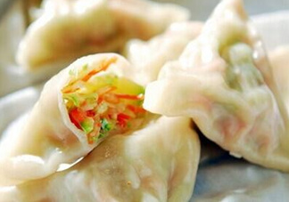 十個(gè)月的寶寶可以吃餃子嗎？寶寶吃什么餡的餃子好？