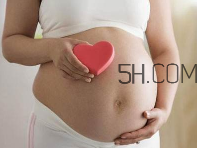 懷孕肚子痛正常嗎？懷孕三個月胎兒無胎心是怎么回事？
