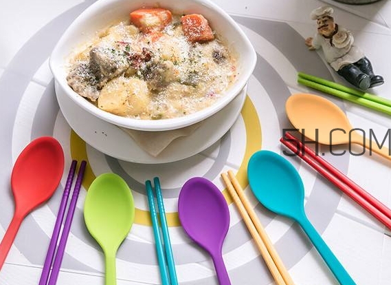 教會寶寶自己吃飯，你做到這些了嗎？
