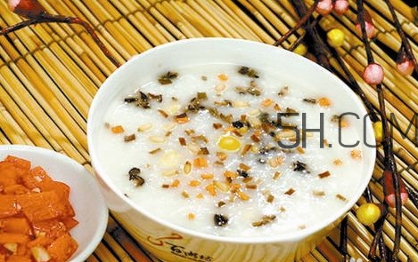 榛子生吃好還是熟吃好？榛子怎么吃營養(yǎng)價值高？