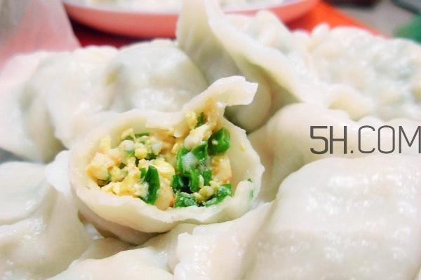 孕婦能吃韭菜餡餃子嗎？孕婦吃韭菜餡餃子對(duì)胎兒好嗎？