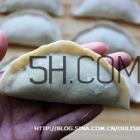 餃子和面用熱水還是冷水？餃子和面要醒多長時間？