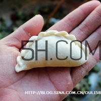 餃子和面用熱水還是冷水？餃子和面要醒多長時間？