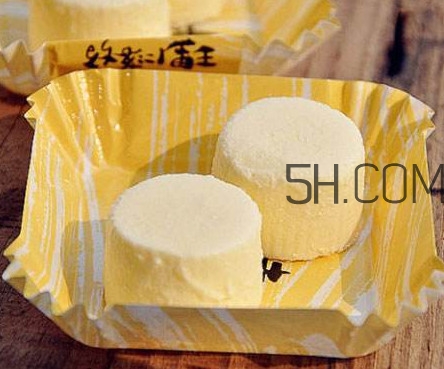 如何用牛奶自制淡奶油？淡奶油開封后能保存多久