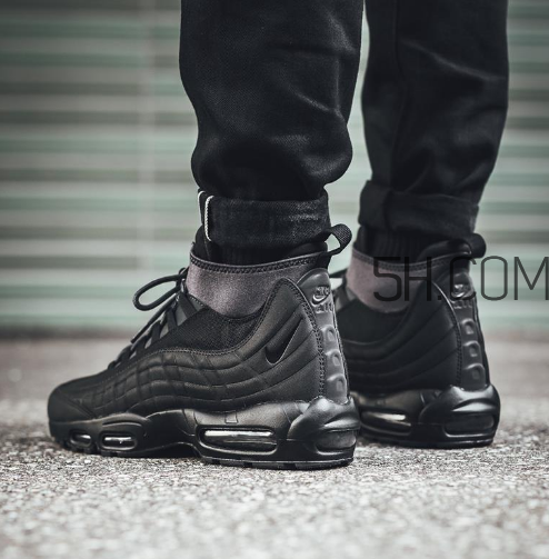 nike air max 95 triple black黑魂配色上腳效果怎么樣？