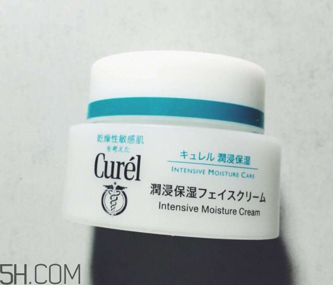 珂潤面霜適合夏天用嗎？夏天用珂潤面霜會(huì)油嗎？