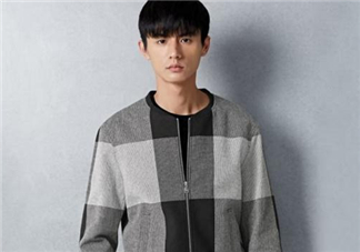 太平鳥衣服檔次怎么樣？太平鳥衣服貴嗎？