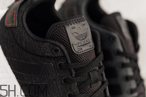 adidas nmd r2 future harvest萬圣節(jié)配色實物什么樣？