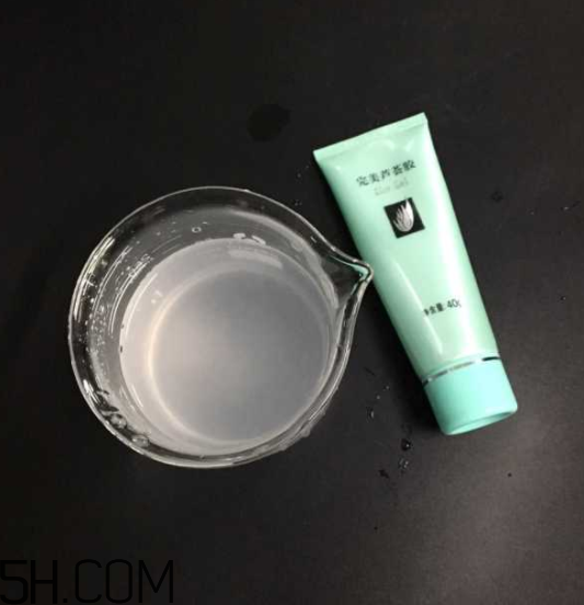 昭貴蘆薈凝膠汁怎么樣？昭貴蘆薈膠和完美蘆薈膠哪個(gè)好？