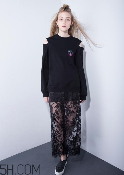 地素衣服適合什么人？地素衣服的質(zhì)量怎么樣？