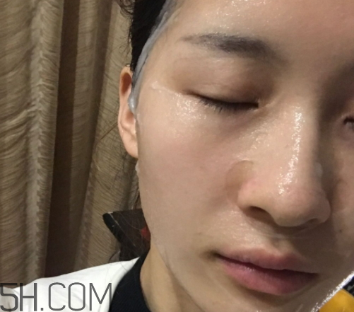新生活國(guó)際玻尿酸補(bǔ)水面膜怎么樣？多少錢(qián)？