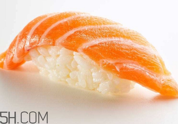 鮭魚(yú)是三文魚(yú)嗎？鮭魚(yú)的營(yíng)養(yǎng)價(jià)值