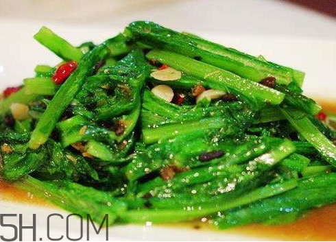油麥菜是轉(zhuǎn)基因蔬菜嗎？油麥菜是發(fā)物嗎