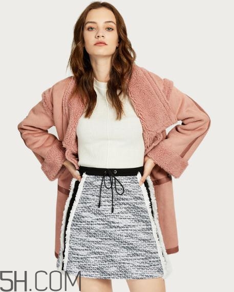 ur的衣服怎么樣？ur的衣服可以退嗎？