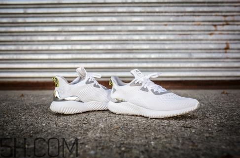 kolor與adidas alphabounce聯(lián)名系列多少錢(qián)_在哪買(mǎi)？