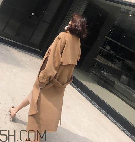 羊毛大衣扎人怎么辦？羊毛大衣太硬怎么辦？