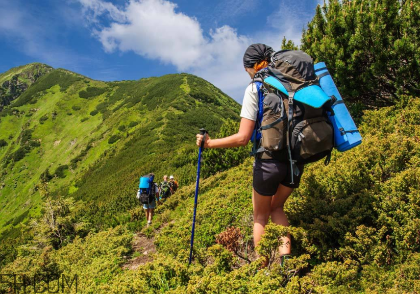 下雪爬山要準(zhǔn)備什么？爬山后小腿疼怎么按摩？
