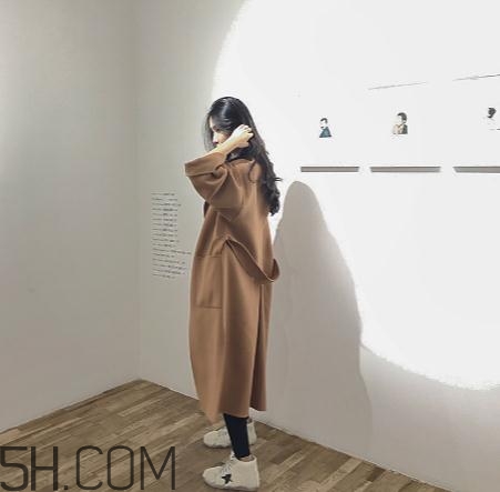 雙面羊絨大衣什么時(shí)候穿？雙面羊絨大衣什么溫度穿？