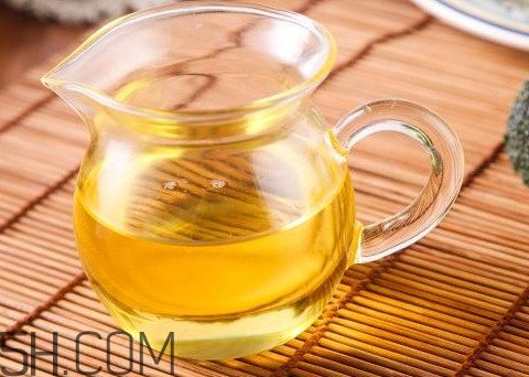 調(diào)和油是什么油？調(diào)和油和花生油哪個好
