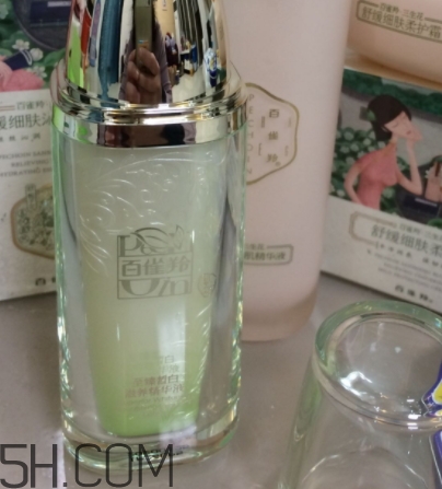 百雀羚精華液怎么打開？百雀羚精華液怎么開蓋