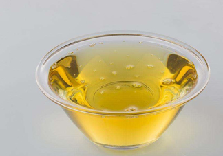 調(diào)和油是什么油？調(diào)和油和花生油哪個(gè)好