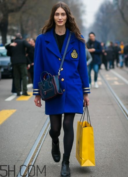 肩窄的女生穿什么大衣？適合肩窄女生的大衣款式