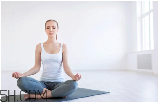 哺乳期什么時(shí)候練瑜伽最好？哺乳期練瑜伽的好處