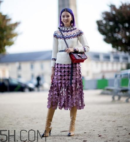 短發(fā)適合穿什么衣服？短發(fā)穿什么衣服好看？