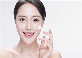 青春痘會(huì)傳染嗎？青春痘能根治嗎？