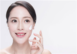 青春痘會(huì)長(zhǎng)在頭皮上嗎？青春痘會(huì)長(zhǎng)在屁股上嗎？