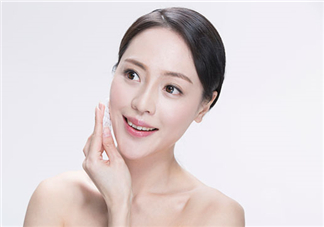 青春痘會(huì)長(zhǎng)多久？青春痘會(huì)留下疤痕嗎？