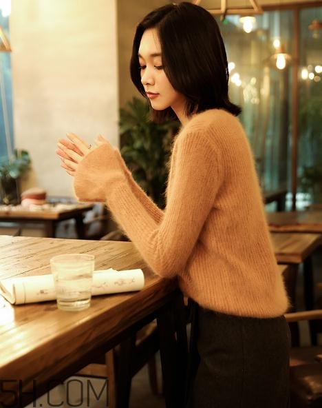 兔毛衣服縮水了怎么辦？兔毛衣服怎么在家清洗？