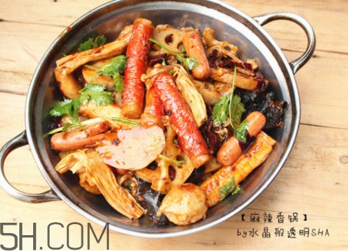 開(kāi)麻辣香鍋都需要什么設(shè)備？麻辣香鍋什么人不能吃