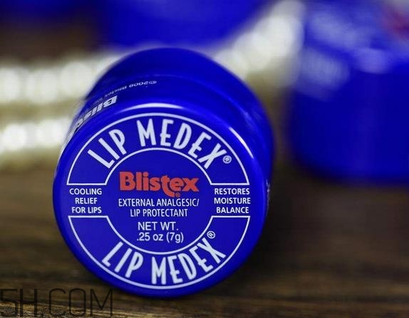 小藍(lán)罐唇膏正品多少錢？小藍(lán)罐唇膏怎么涂抹？