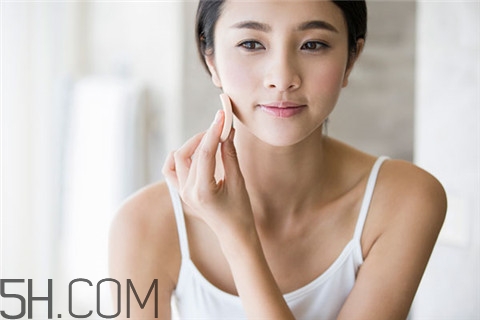 青春痘需要用藥嗎？青春痘需要治療嗎？
