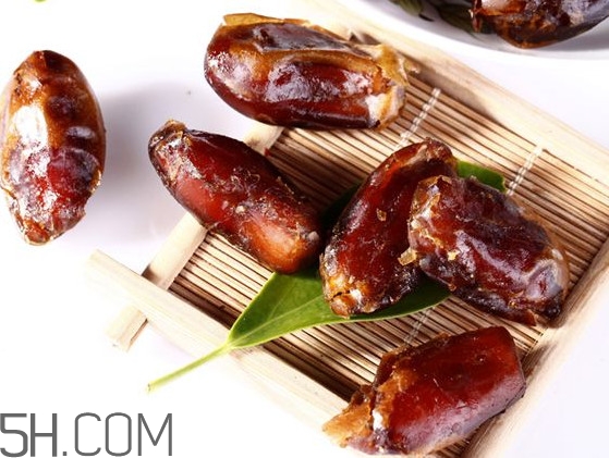 椰棗是哪里的特產(chǎn)？椰棗是棗嗎