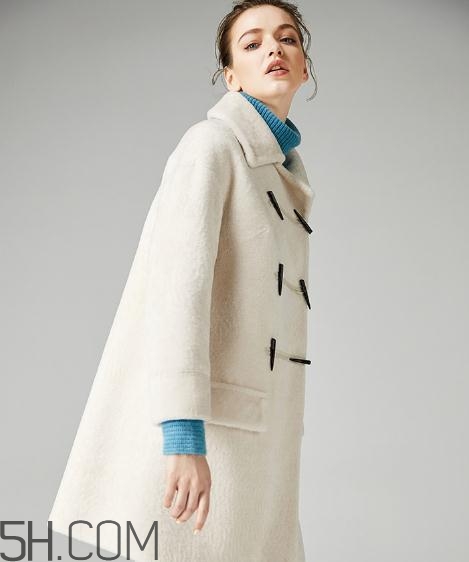 羊剪絨和羽絨服哪個好？羊剪絨大衣和羽絨服哪個保暖？