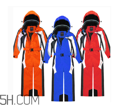 滑雪服什么牌子好？滑雪服和沖鋒衣哪個好？