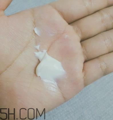 深海四十噚面霜哪里買？深海四十噚面霜含激素嗎？