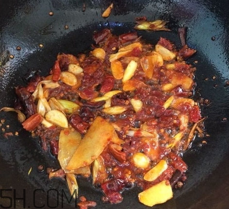 花蓋蟹和梭子蟹哪個(gè)好吃？花蓋蟹和梭子蟹區(qū)別