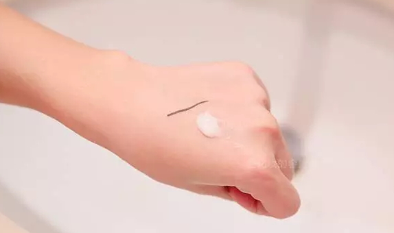 泰國(guó)sa ad na潔面儀怎么用？泰國(guó)sa ad na潔面儀使用方法