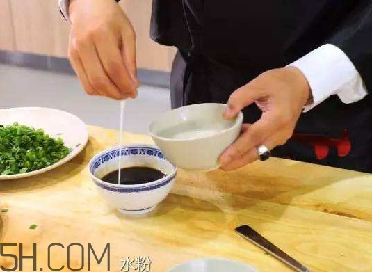 水淀粉是什么東西？水淀粉和淀粉有什么區(qū)別