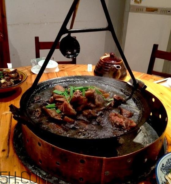 吊鍋是哪里的特色菜？吊鍋是什么菜系？