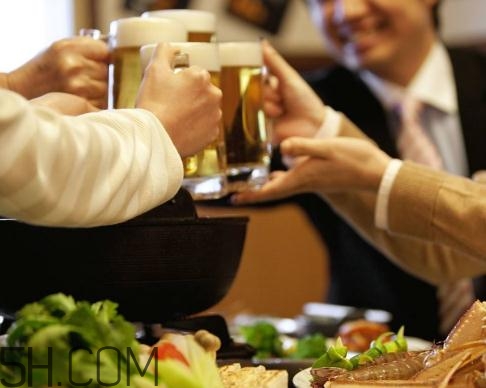 喝酒會(huì)影響記憶力嗎？喝酒會(huì)影響大腦嗎？